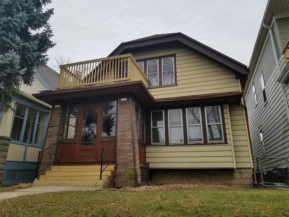 1st image of 3206 N Bartlett Ave