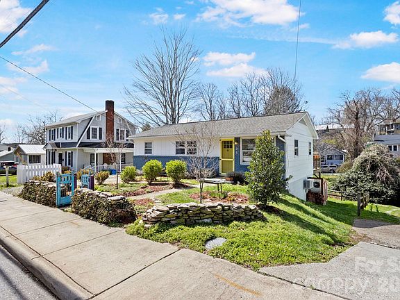 4th image of 25 Ridgelawn Rd