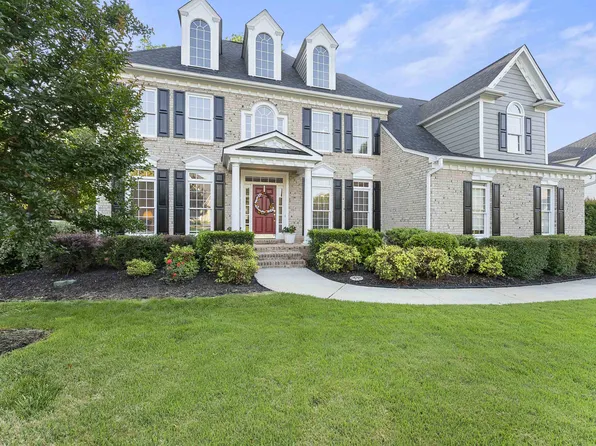 2313 Narrawood St, Raleigh, NC 27614
