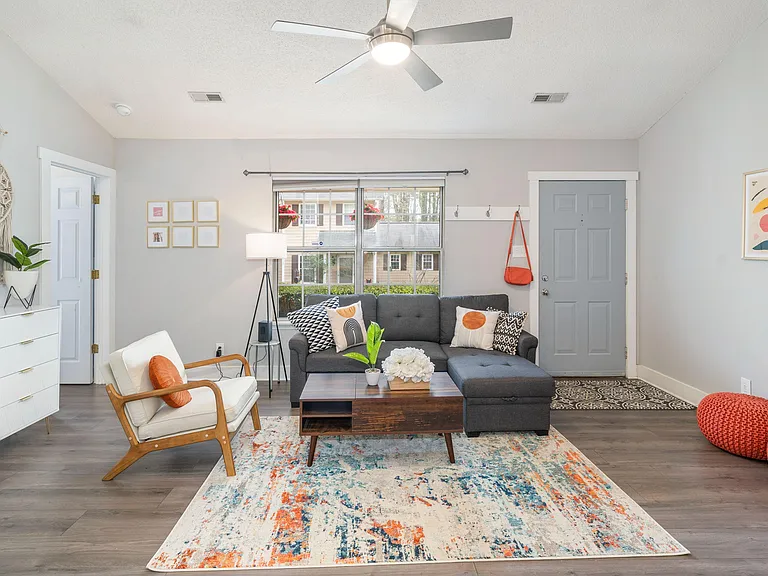 High Ridge Dr — Photo 4