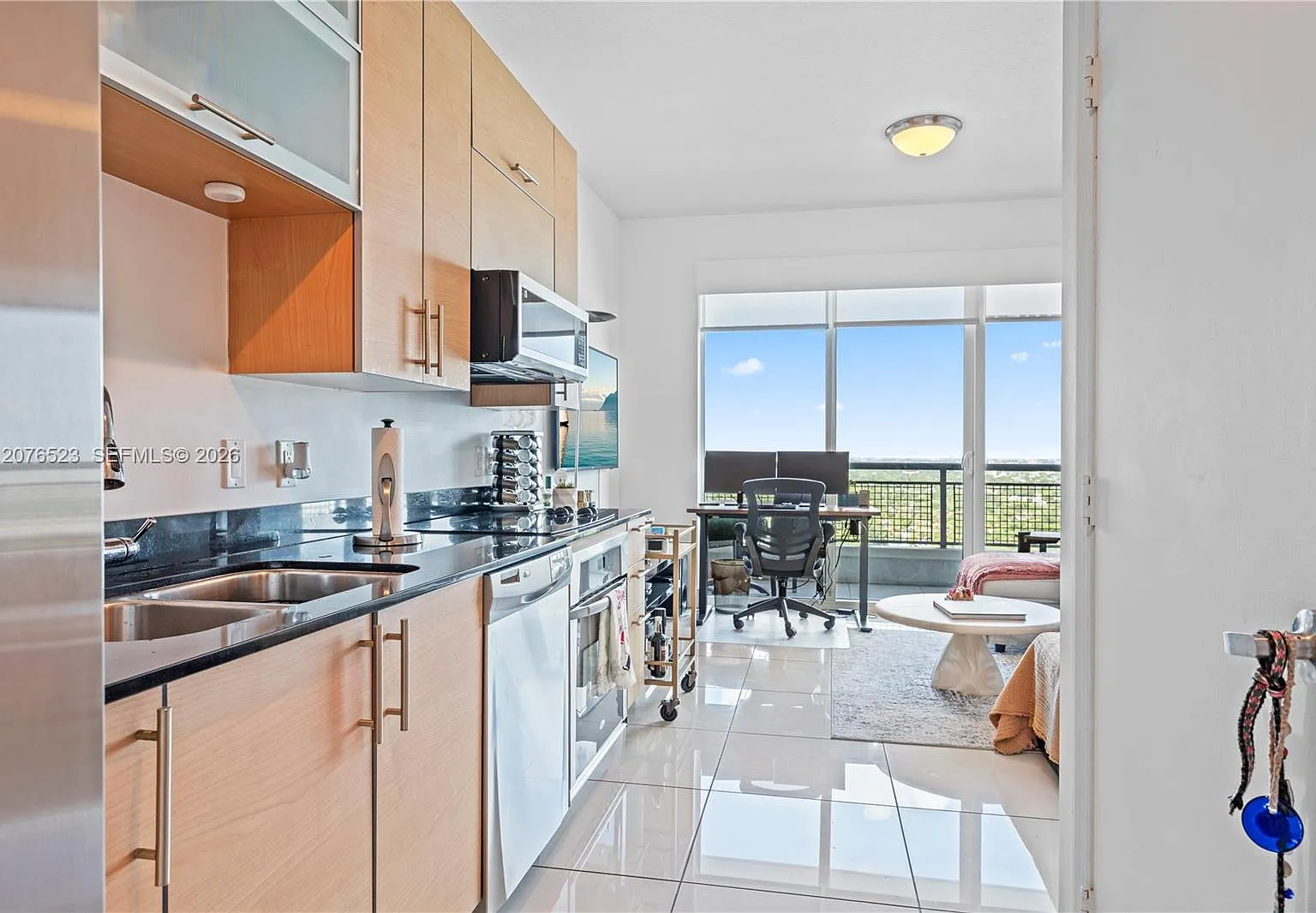 Infinity At Brickell Cond — Photo 2