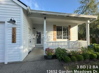 13652 Garden Meadow Dr, Oregon City, OR 97045