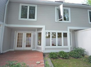 87 E Pleasant St #2, Amherst, MA 01002