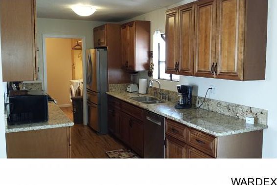 3rd image of 1695 Avalon Ave