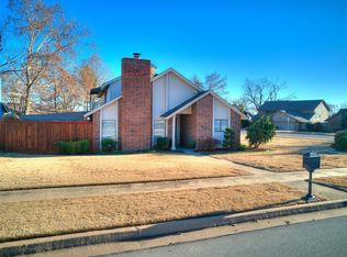 1612 Old Farm Rd, Norman, OK 73072