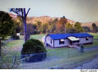 324 Curtis Creek Rd, Candler, NC 28715