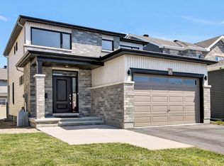 1107 Beckett Cres, Ottawa, ON K2S0Y9