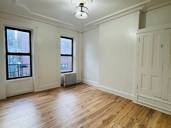 3rd image of 88 Jordan Ave APT 6