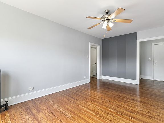 4th image of 7736-42 N Ashland Ave #1611-3F