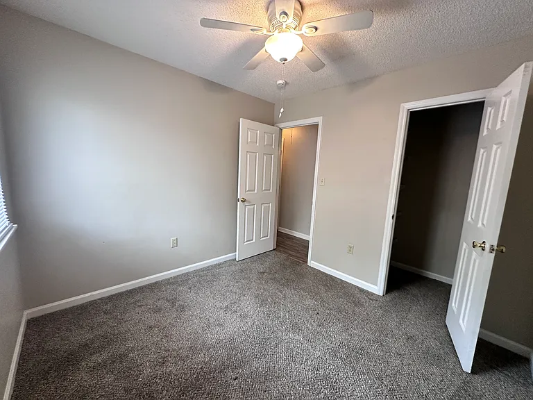 6536 Valene Ct — Photo 24