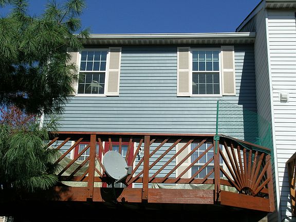 West/back - upper level