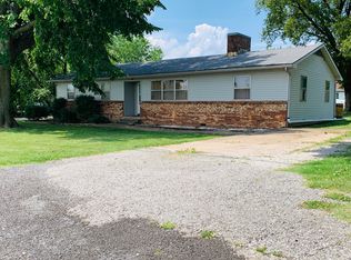 400 Dairy St, Monett, MO 65708