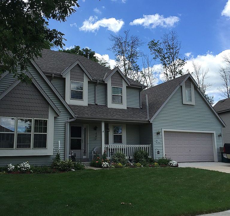 1st image of W211N16481 Woodshire Ct