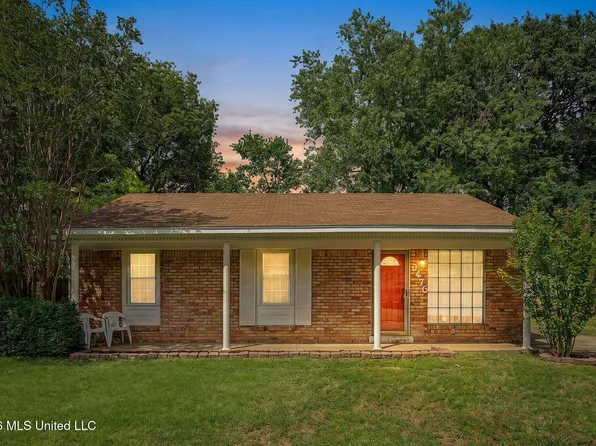 8476 Southaven Cir W, Southaven, MS 38671