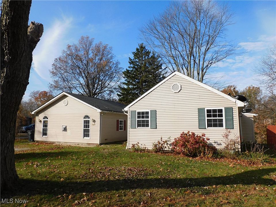1st image of 4943 Palmetto Dr