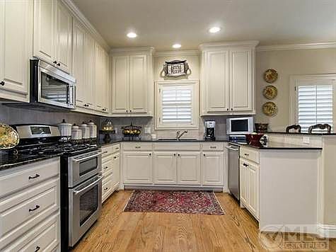 2nd image of 3422 Westminster Ave #4