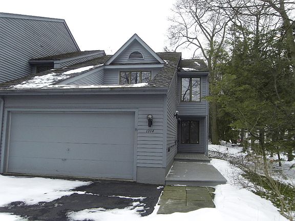 2nd image of 1214 James St #1