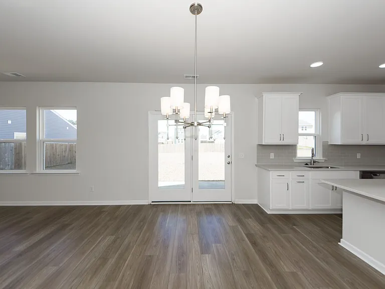 429 Eva St — Photo 17