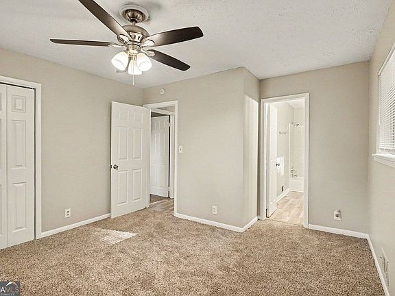 3rd image of 4077 Rockey Valley Dr