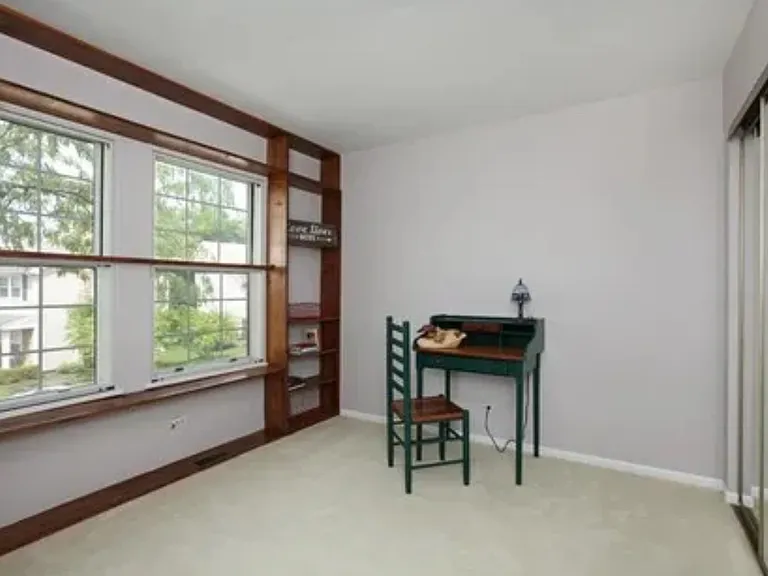 649 Sanders Ct — Photo 15
