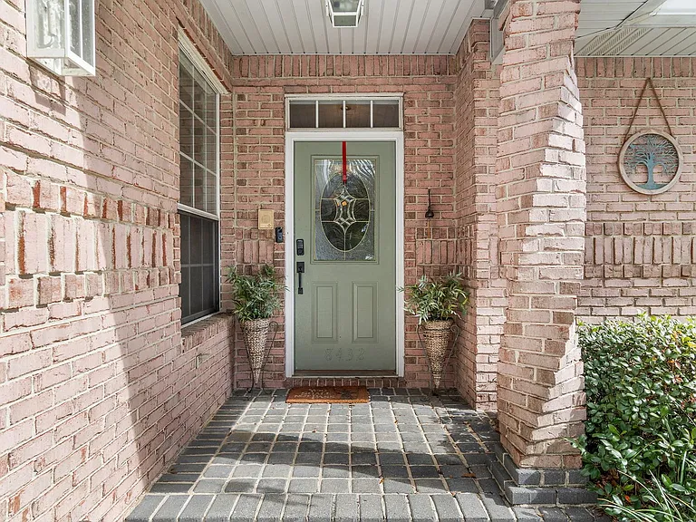 8432 Millstream Dr — Photo 3