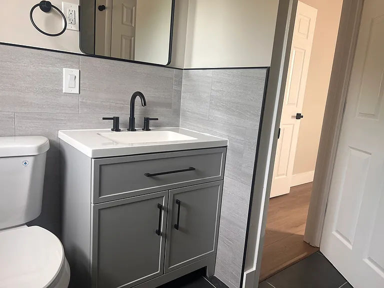752 Belmont Ave #7 — Photo 11
