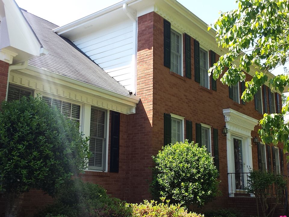 1st image of 2472 Chimney Top Ln