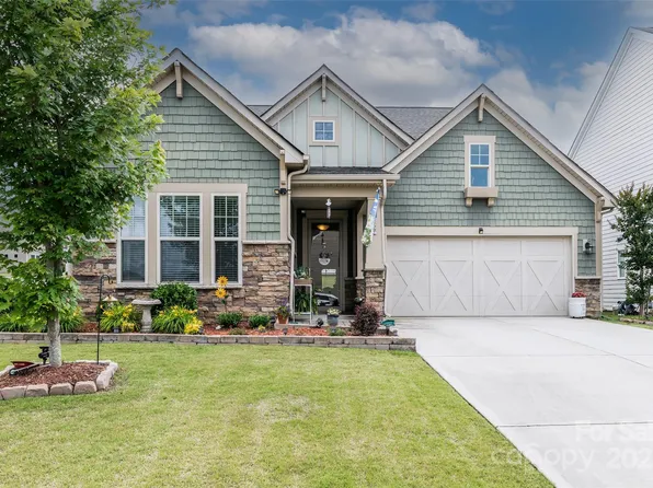 132 Hillston Ln, Mooresville, NC 28115
