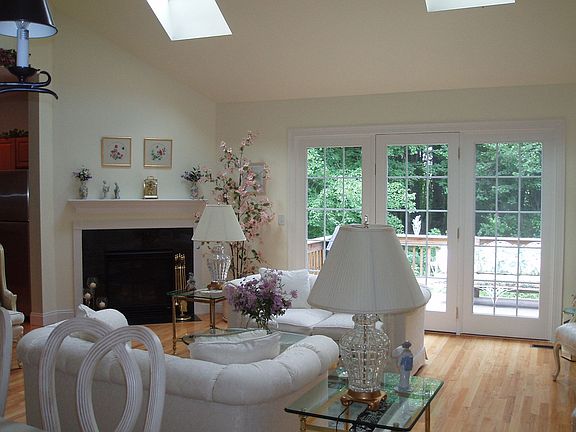 Living Area to Deck