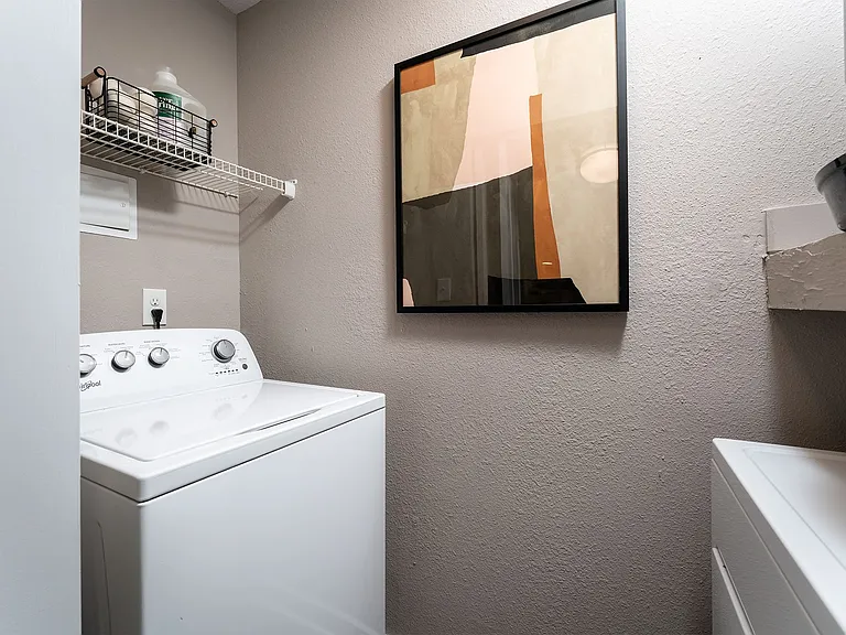 Hampton Farms Apartments — Photo 14