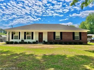 242 Dead Lake Rd, Creola, AL 36525