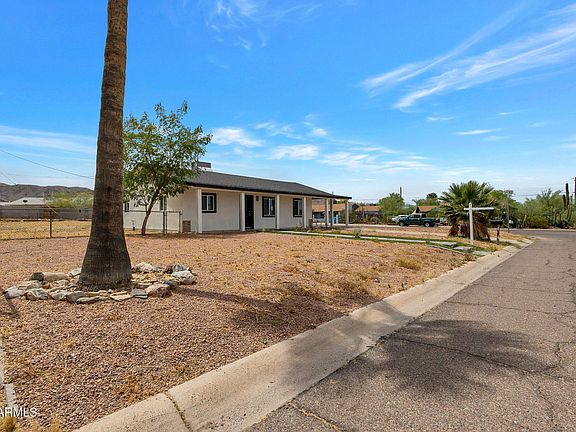 2nd image of 219 W PASEO Way