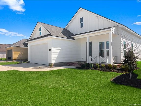 2nd image of 749 Lakewood Pointe Dr