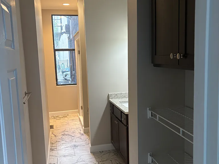 437 Clark St #A — Photo 7
