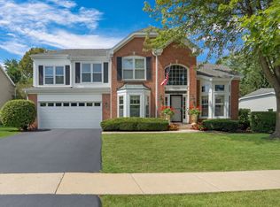 33790 N Shawnee Ave, Grayslake, IL 60030
