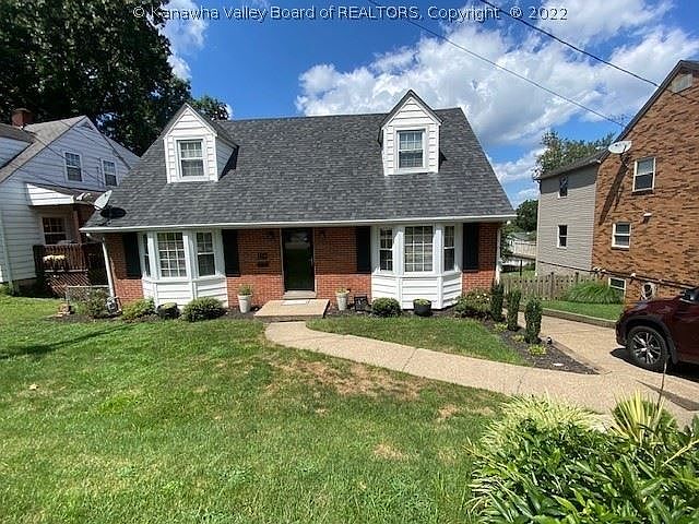1st image of 2250 Forest Cir