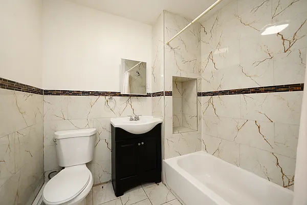 Sold by Keystone Realty USA Corp | media 4