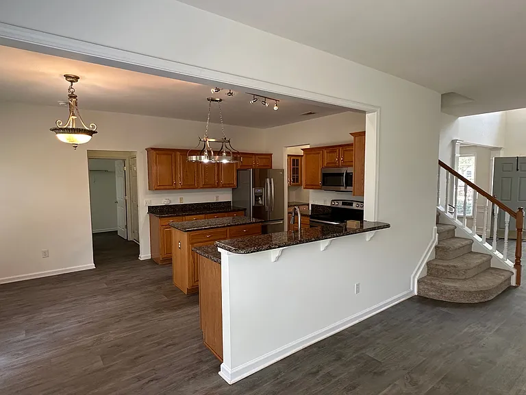 7811 Noland Woods Dr — Photo 8
