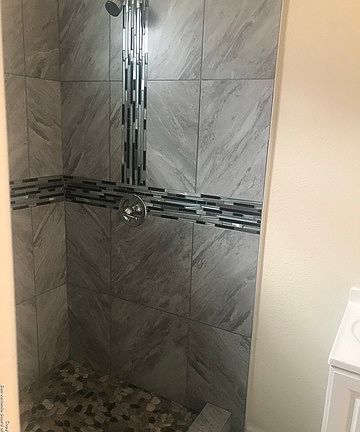 5th image of 127 E Dullnig Ct