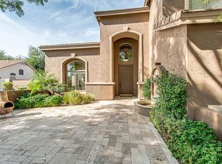 2890 S Illinois Pl, Chandler, AZ 85286