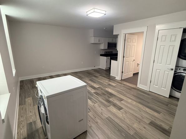 139 Troup St #1