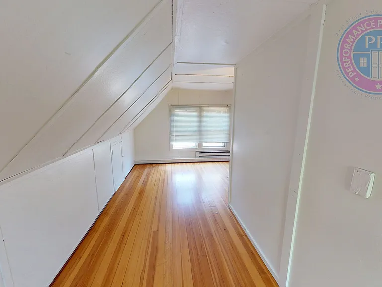 4333 NE 63rd Ave — Photo 20