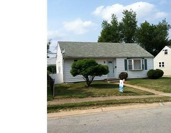 For Rent: 19 Gail Rd, New Castle, DE 19720