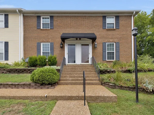 200 Royal Oaks Blvd APT I2, Franklin, TN 37067