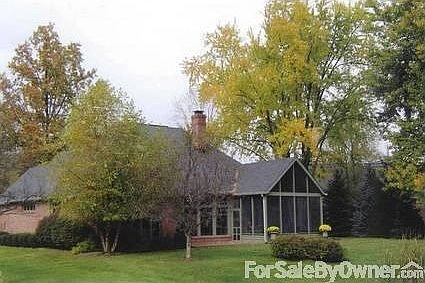 4th image of 10911 Three Hundred Yard Dr