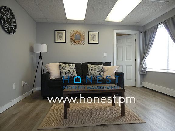 5th image of 508 Water St Suite 4
