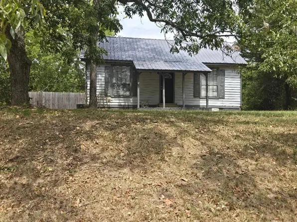 109 E Crews St, Overton, TX 75684