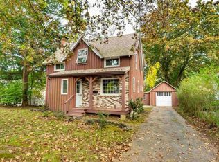 11 Maple Ave, Delmar, NY 12054