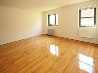 20410 43rd Ave #102B, Bayside, NY 11361
