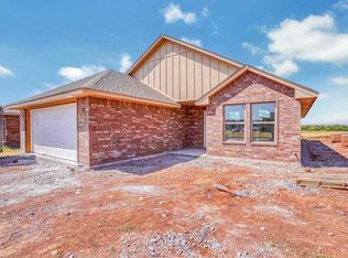 2045 SW 45th St, Lawton, OK 73505